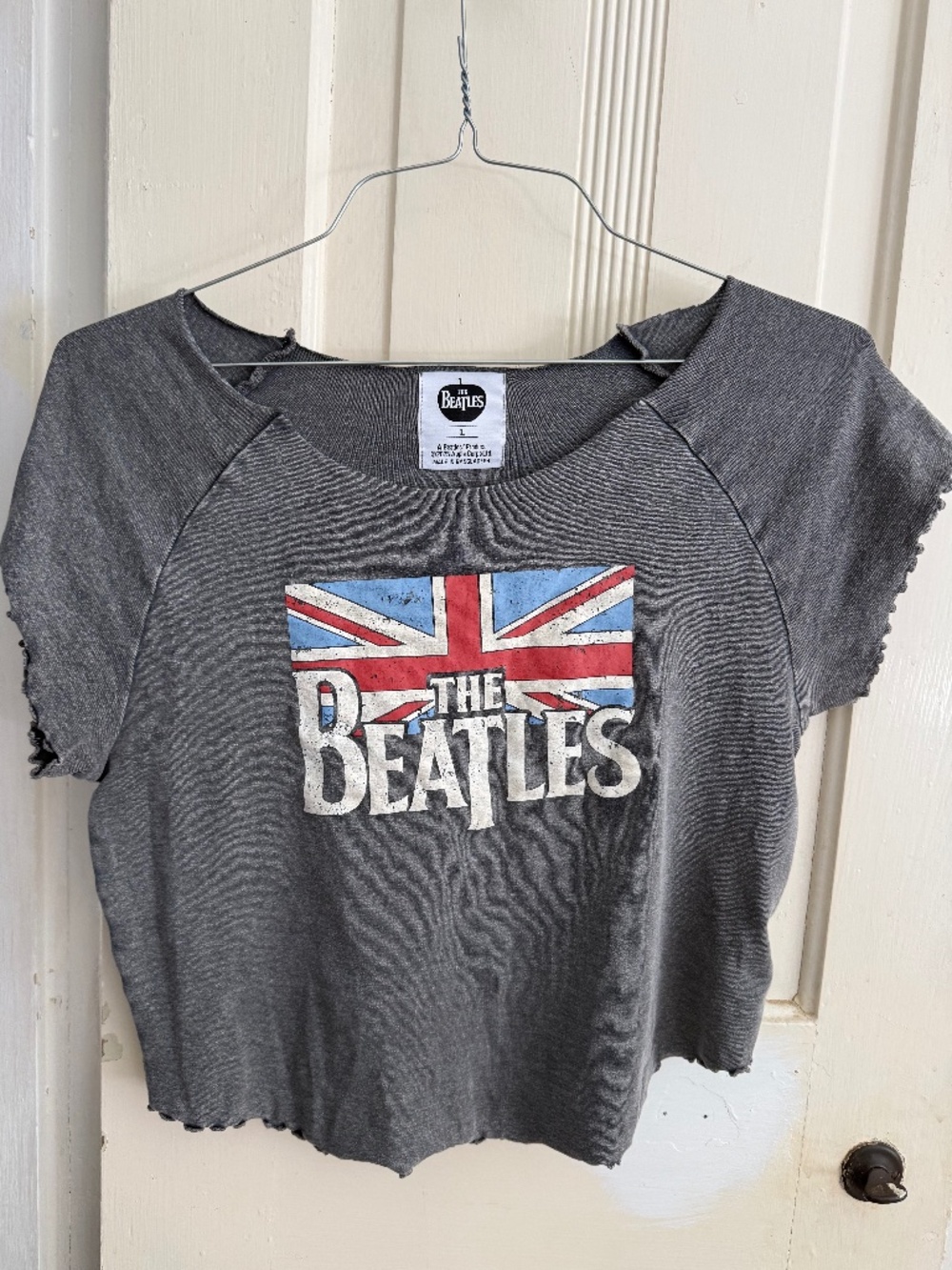 The Beatle Grey Cropped Womens T-shirt